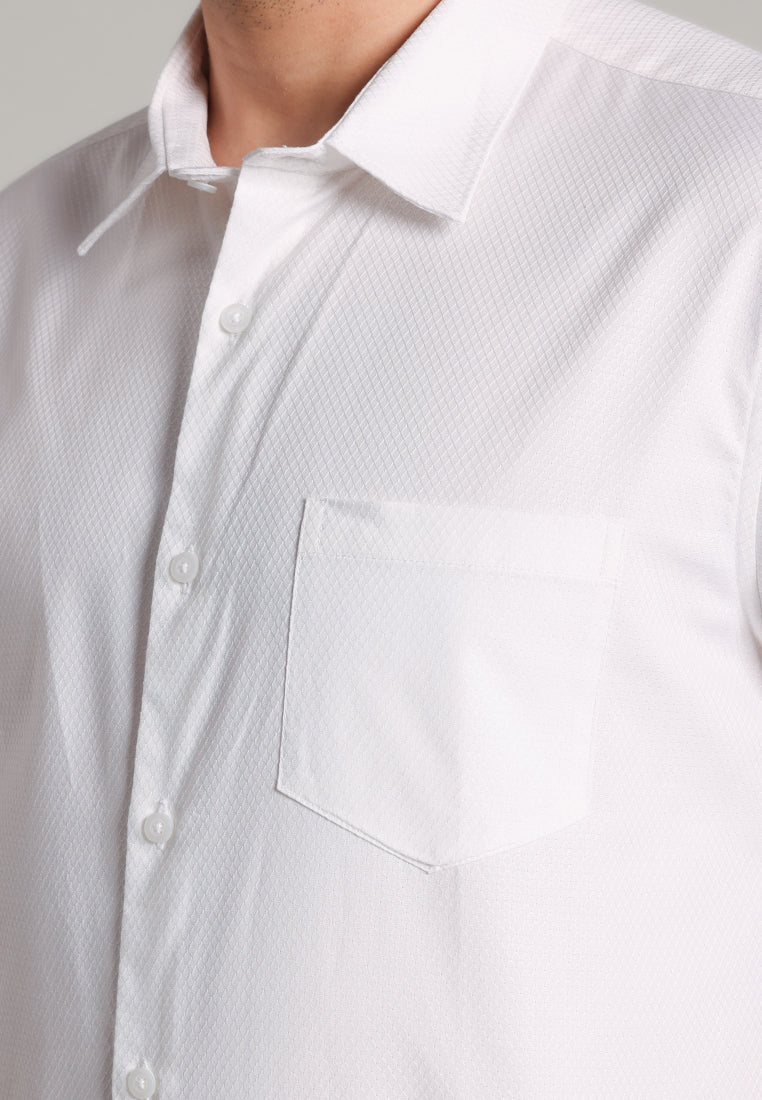 MOC Kemeja Lengan Pendek Pria Kale - White