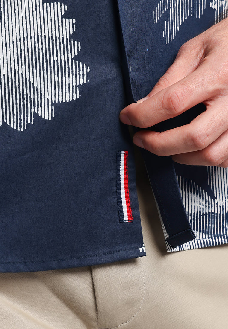 MOC - Kemeja Motif Lengan Pendek Pria Toronto - Navy