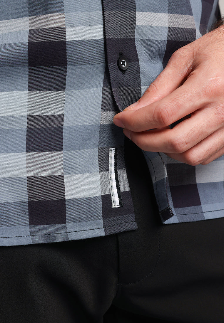 MOC Kemeja Motif Lengan Pendek Pria Kaviar - Grey
