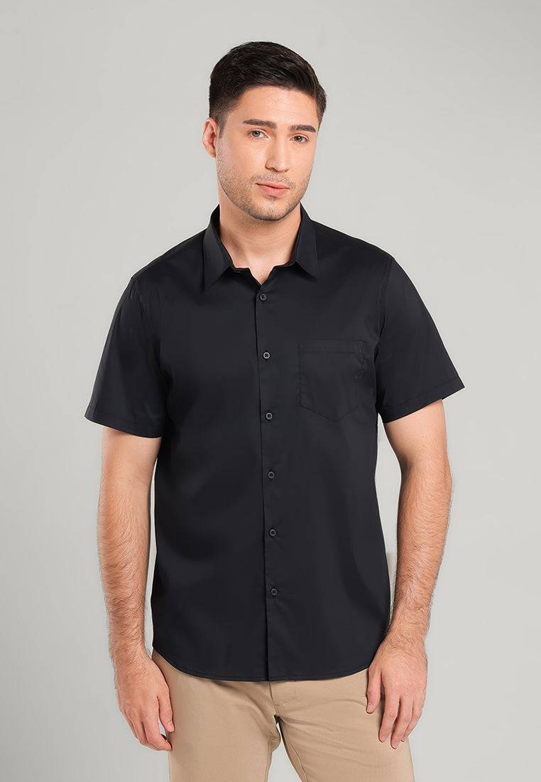 MOC Kemeja Lengan Pendek Cullen - Black