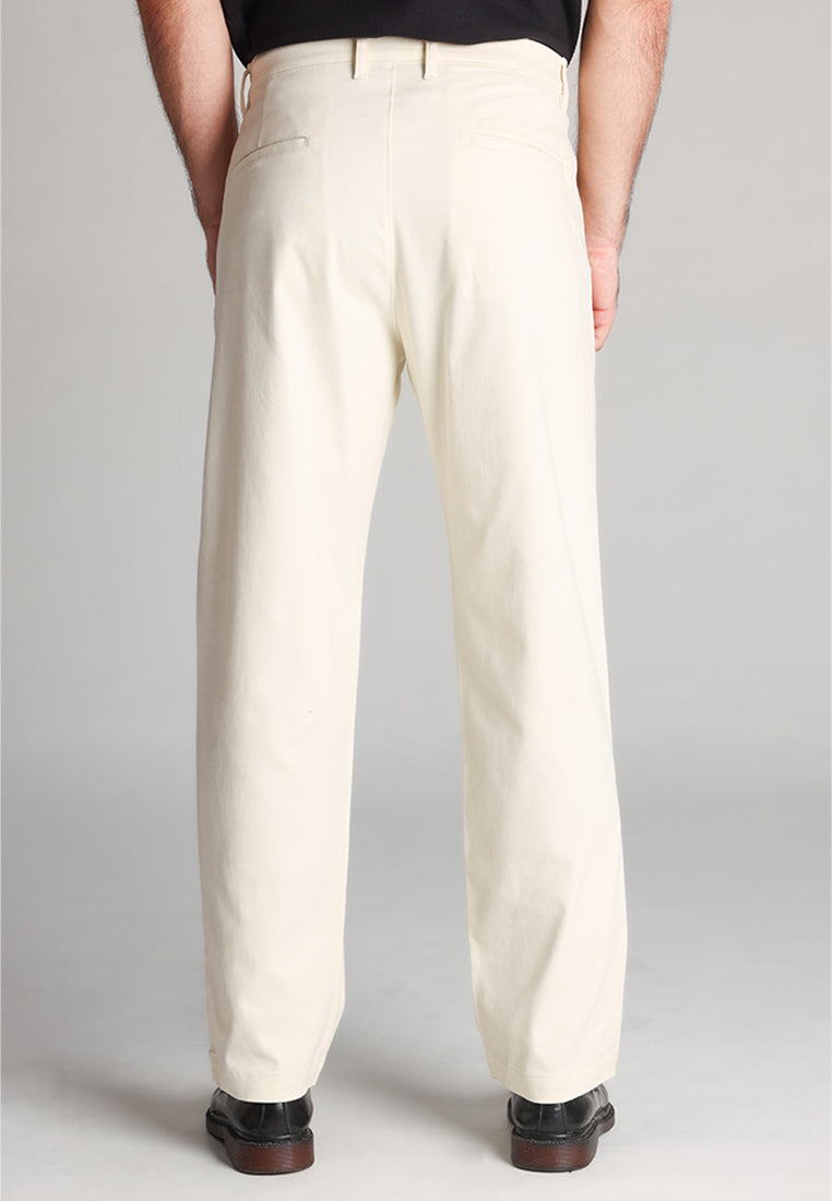 MOC - Celana Panjang Chinos Pria Ward - Offwhite