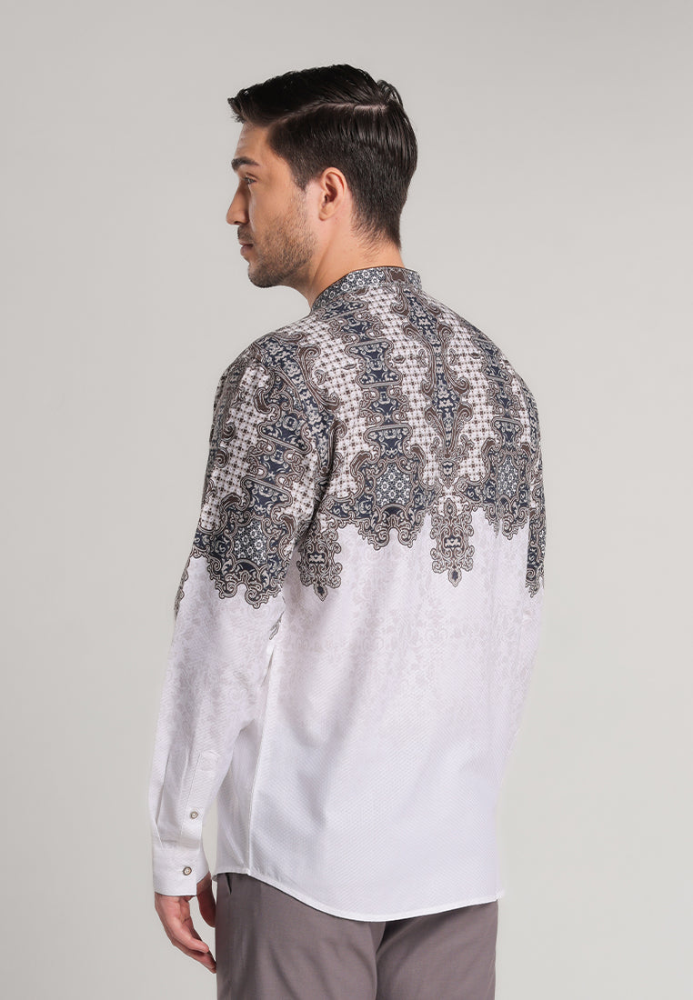 MOC Kemeja Shanghai Lengan Panjang Pria Hasan - White