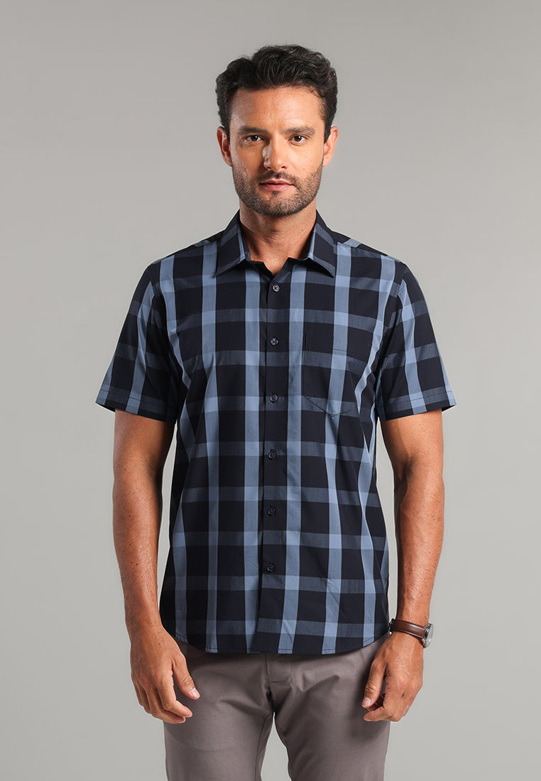 MOC - Kemeja Kotak-kotak Pria Lengan Pendek Erlands - Dark Blue