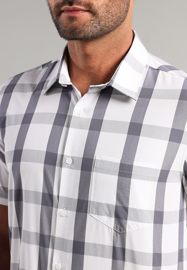 MOC - Kemeja Kotak-kotak Pria Lengan Pendek Erlands - Grey