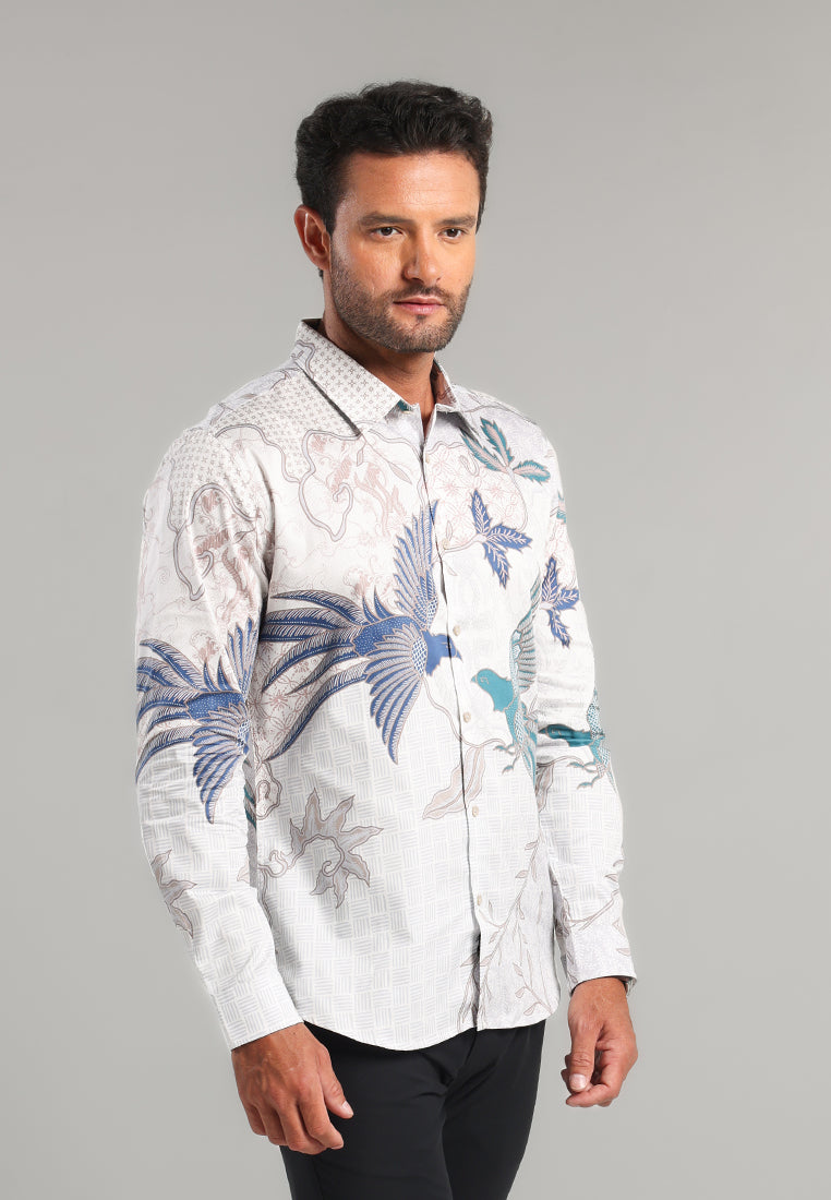 MOC - Kemeja Batik Pria Lengan Panjang Satyaki - White