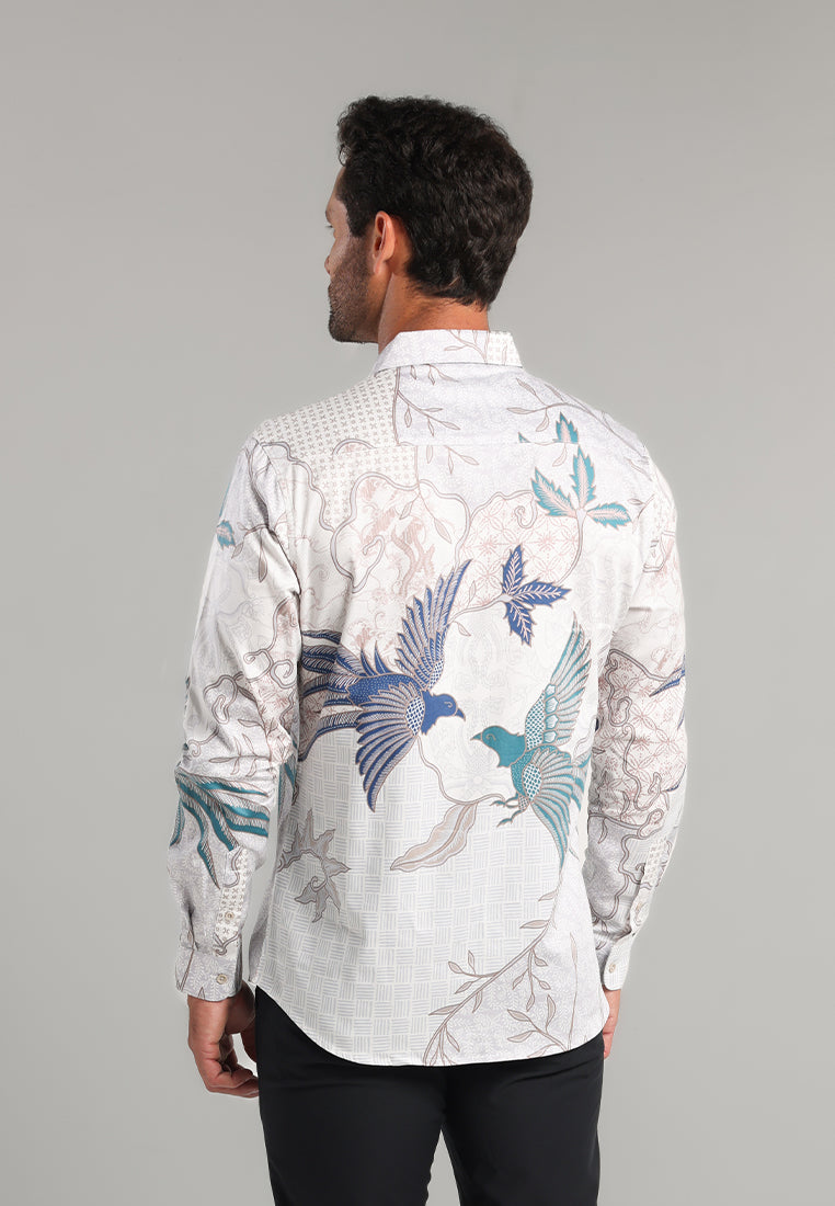 MOC - Kemeja Batik Pria Lengan Panjang Satyaki - White