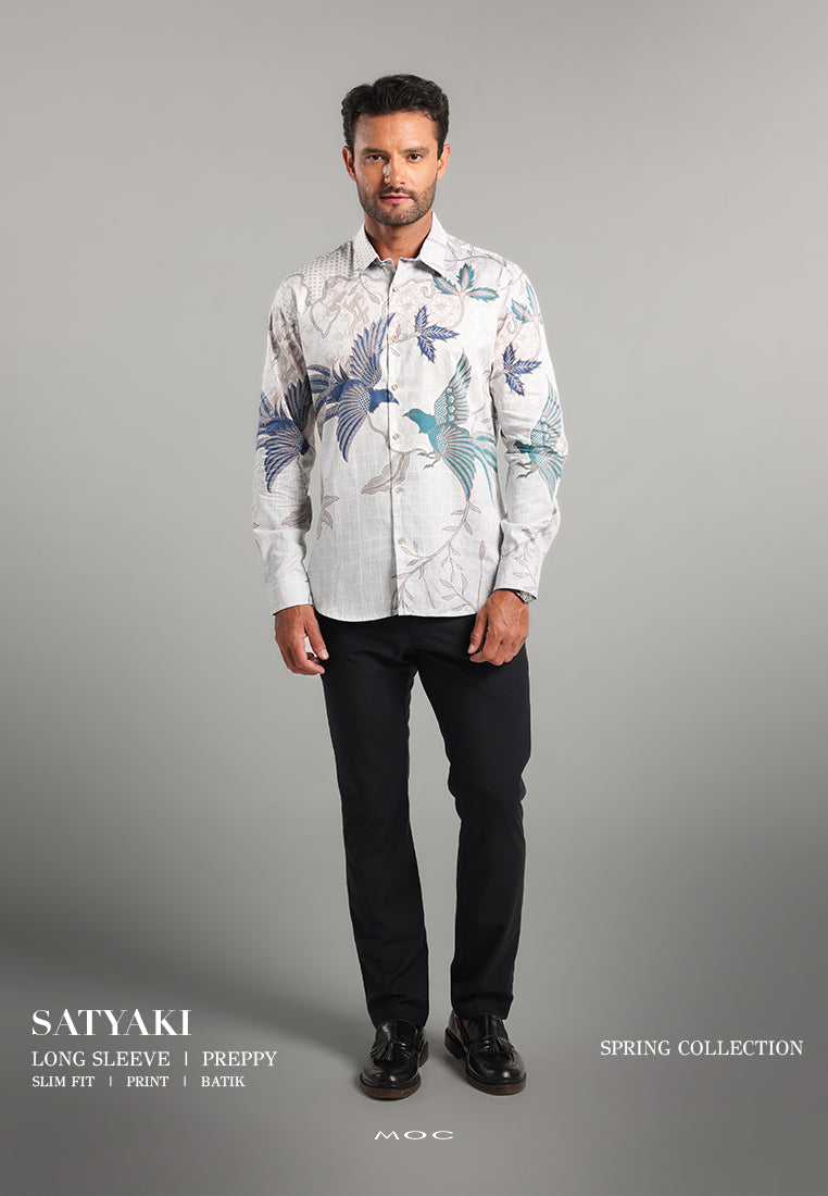 MOC - Kemeja Batik Pria Lengan Panjang Satyaki - White