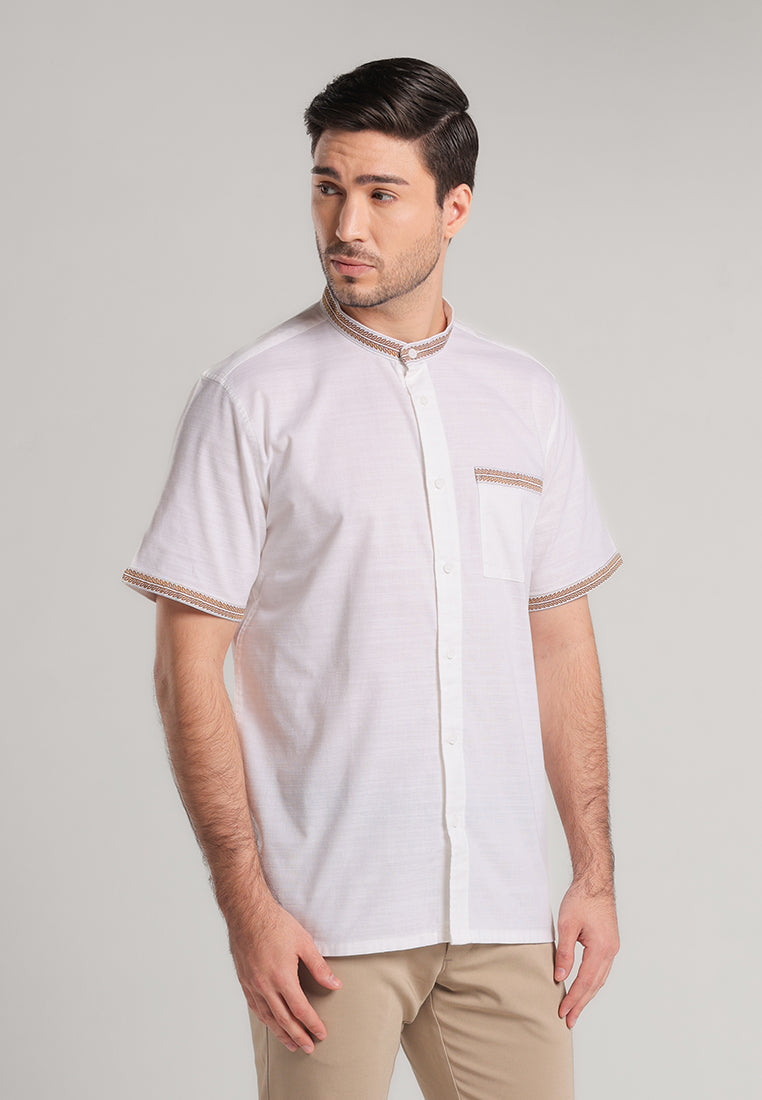 MOC - Kemeja Shanghai Lengan Pendek Pria Zaidi - White