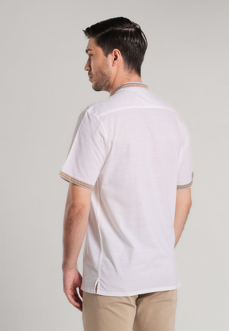 MOC - Kemeja Shanghai Lengan Pendek Pria Zaidi - White