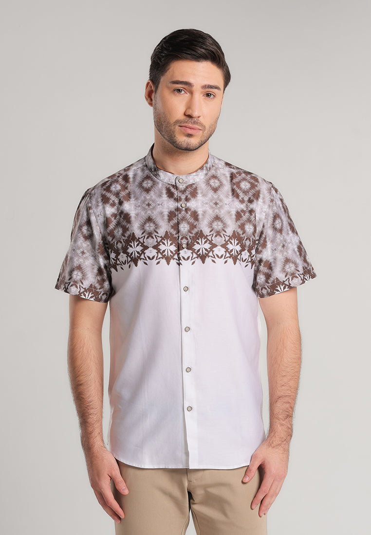 MOC - Kemeja Batik Shanghai Lengan Pendek Zarqa - Brown