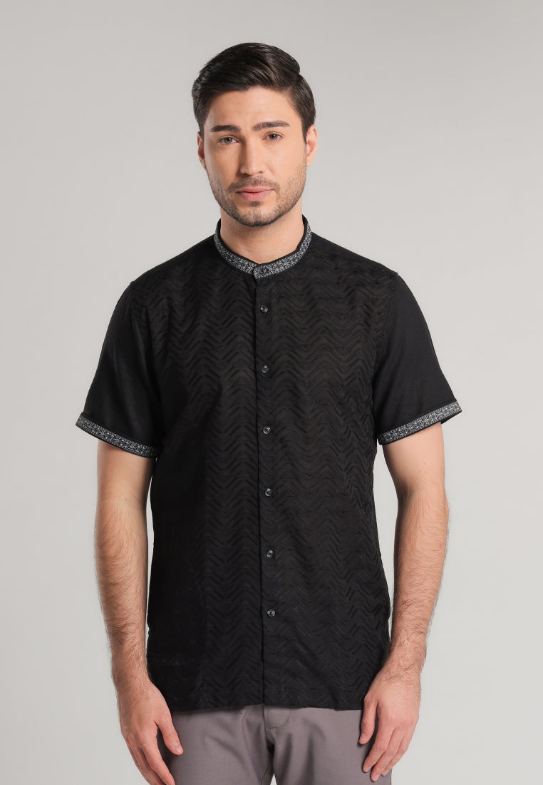 MOC Kemeja Koko Lengan Pendek Pria Arjun - Black