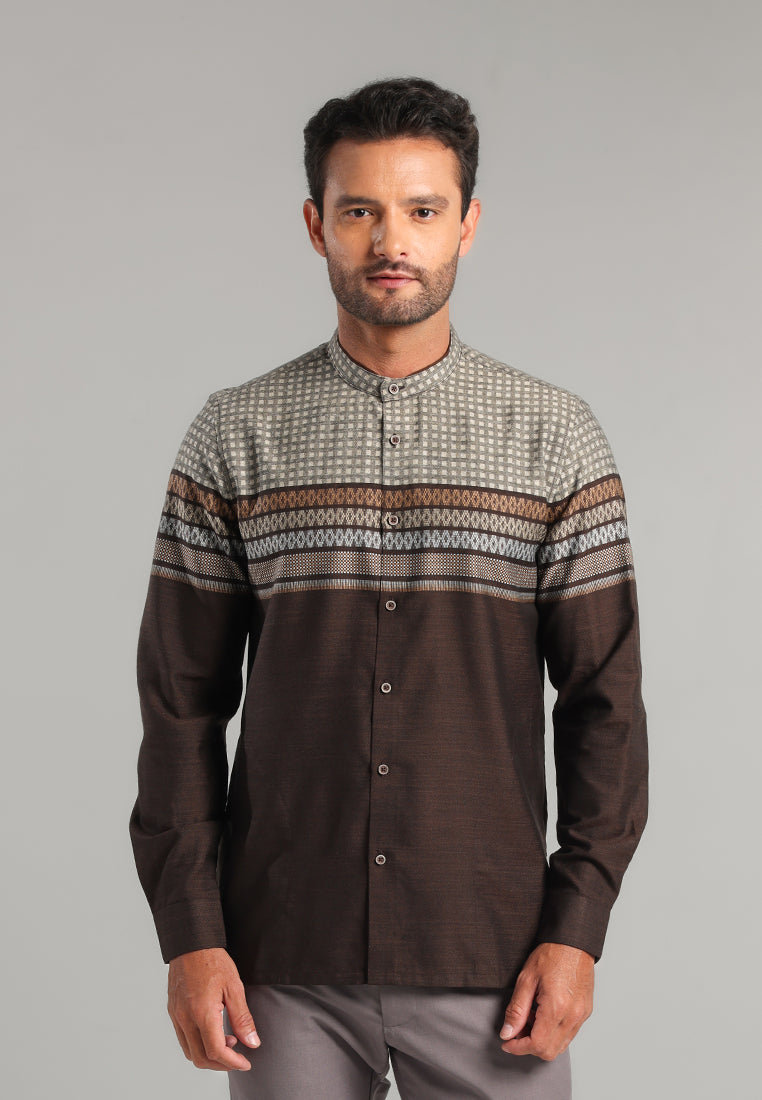 MOC Kemeja Koko Lengan Panjang Pria Harbad - Brown