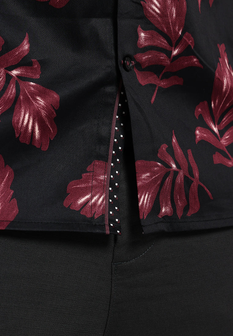 MOC - Kemeja Motif Lengan Pendek Pria Seatle - Black