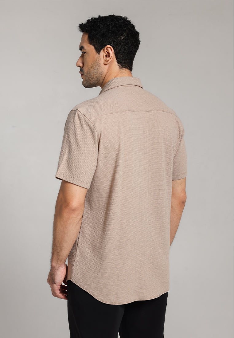 MOC - Kemeja Lengan Pendek Pria Carver - Light Brown