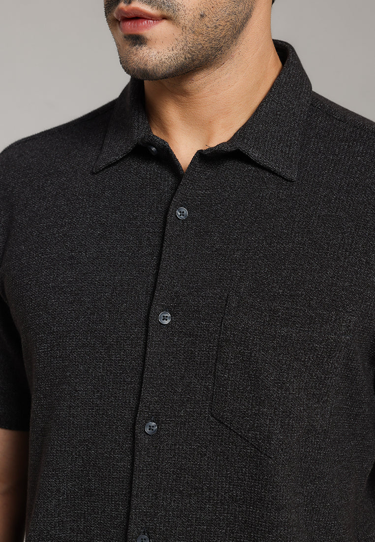 MOC - Kemeja Lengan Pendek Pria Carver - Dark Grey