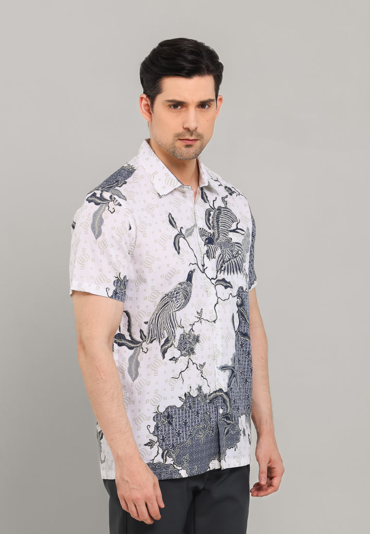 MOC - Kemeja Batik Pria Lengan Pendek Hortaras - White