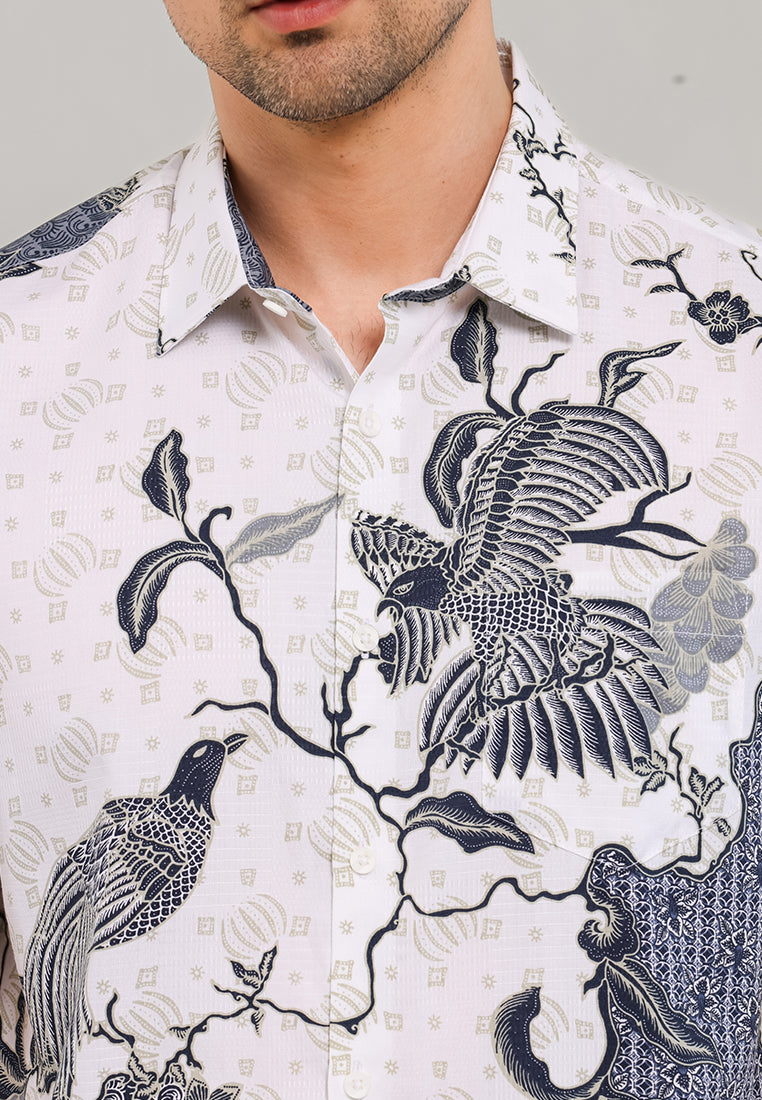 MOC - Kemeja Batik Pria Lengan Pendek Hortaras - White