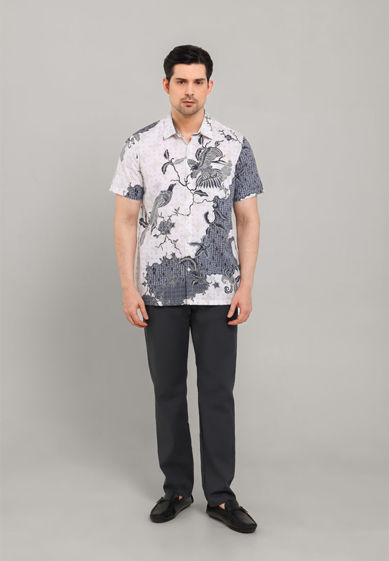 MOC - Kemeja Batik Pria Lengan Pendek Hortaras - White