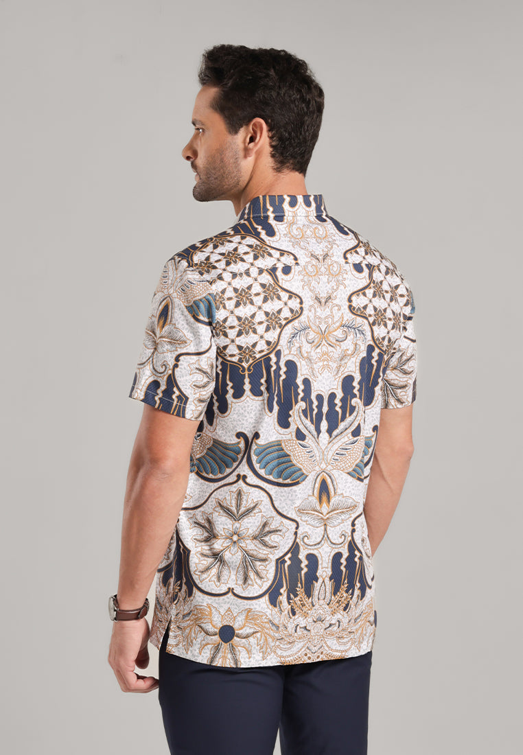 MOC Kemeja Batik Pria Lengan Pendek Wiratmaja - White