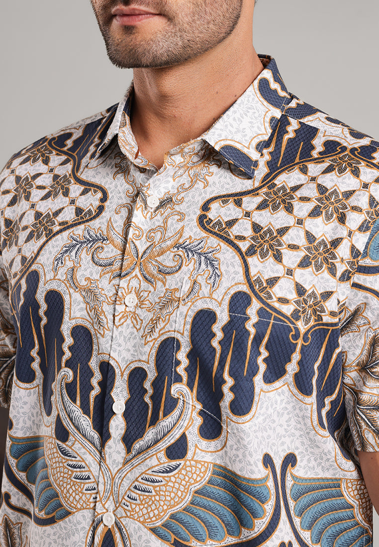 MOC Kemeja Batik Pria Lengan Pendek Wiratmaja - White