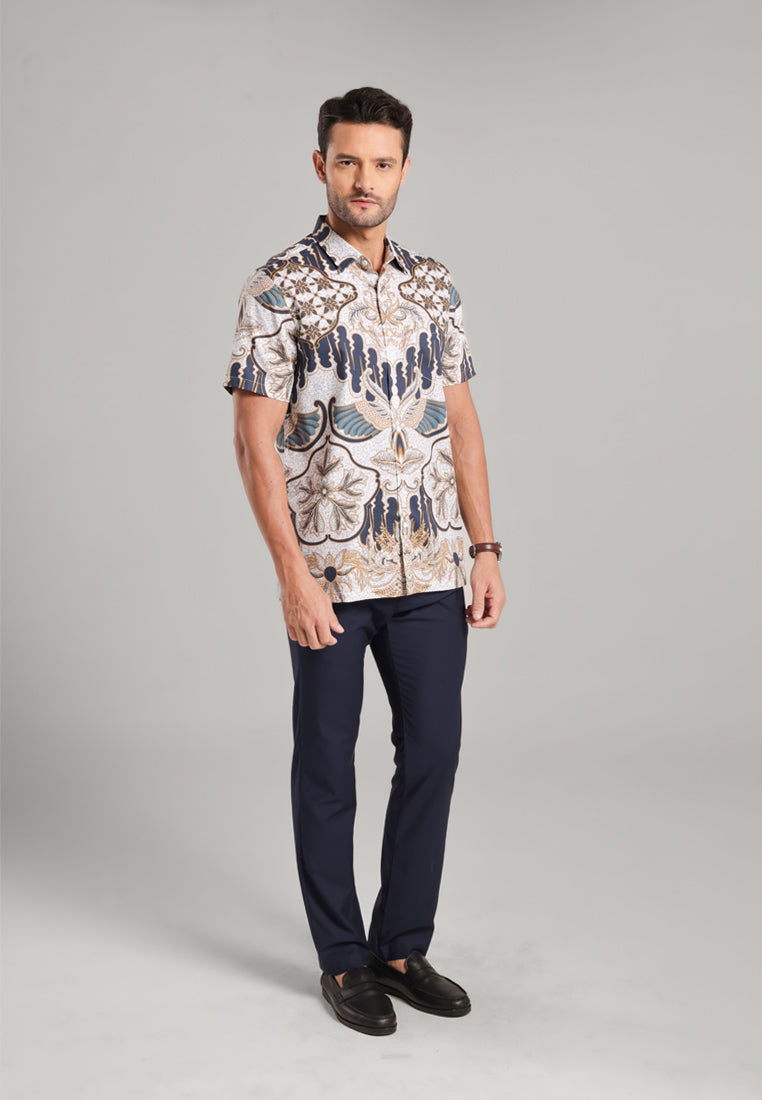MOC Kemeja Batik Pria Lengan Pendek Wiratmaja - White