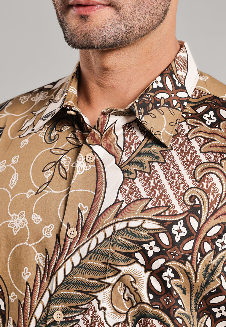 MOC Kemeja Batik Pria Lengan Pendek Ginanjar - Brown