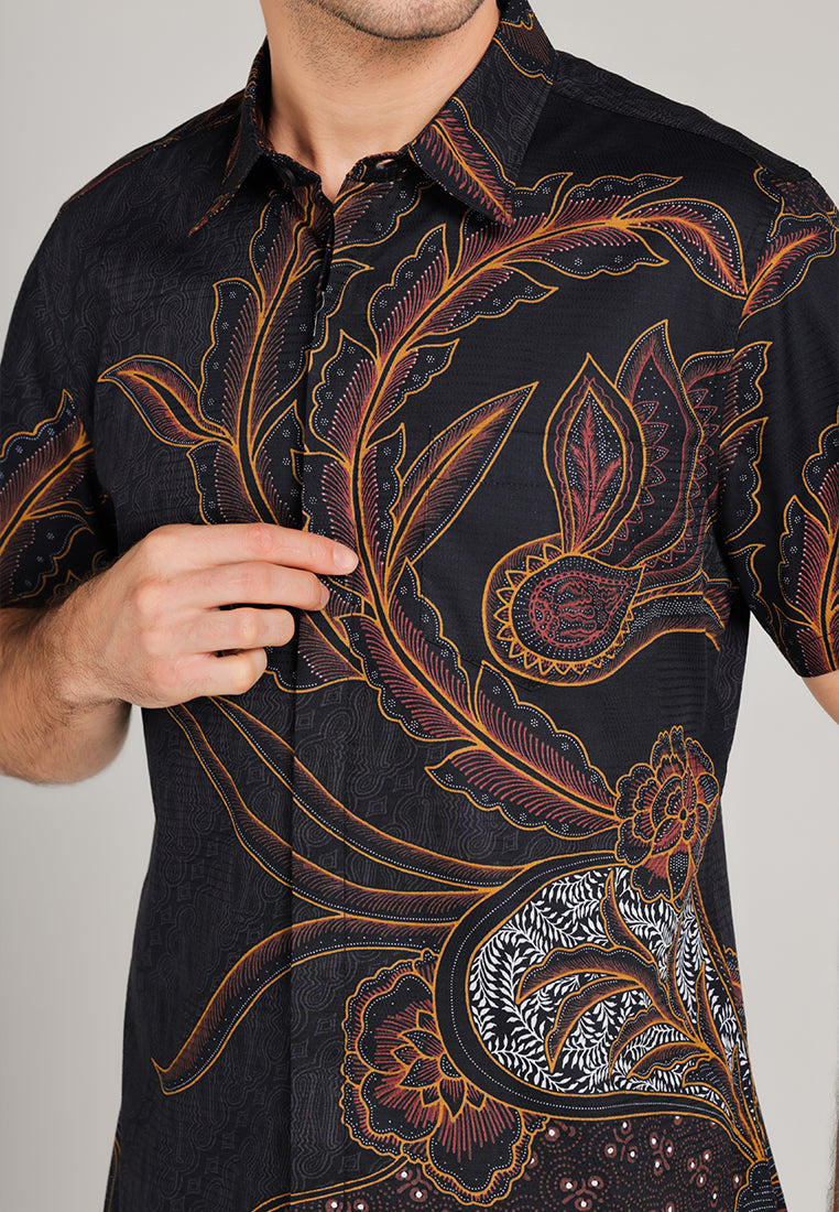 MOC Kemeja Batik Lengan Pendek Pria Baguswara- Black