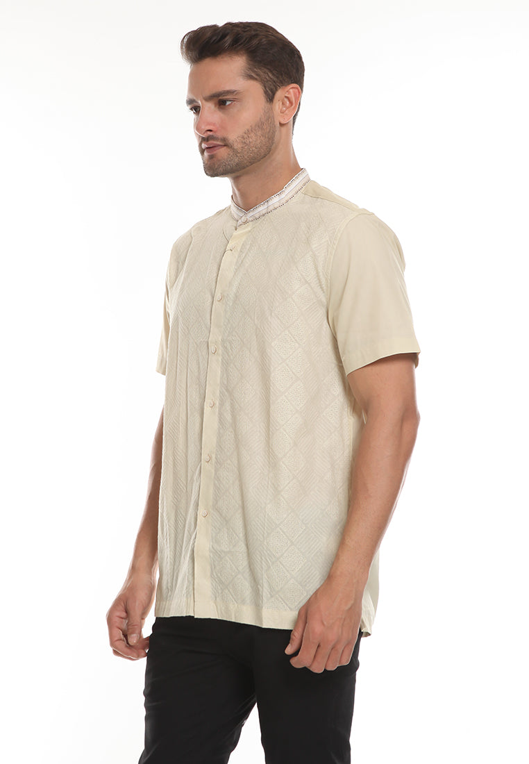 MOC Kemeja Koko Lengan Pendek Pria Modern Fit FUFASSI-KHAKI