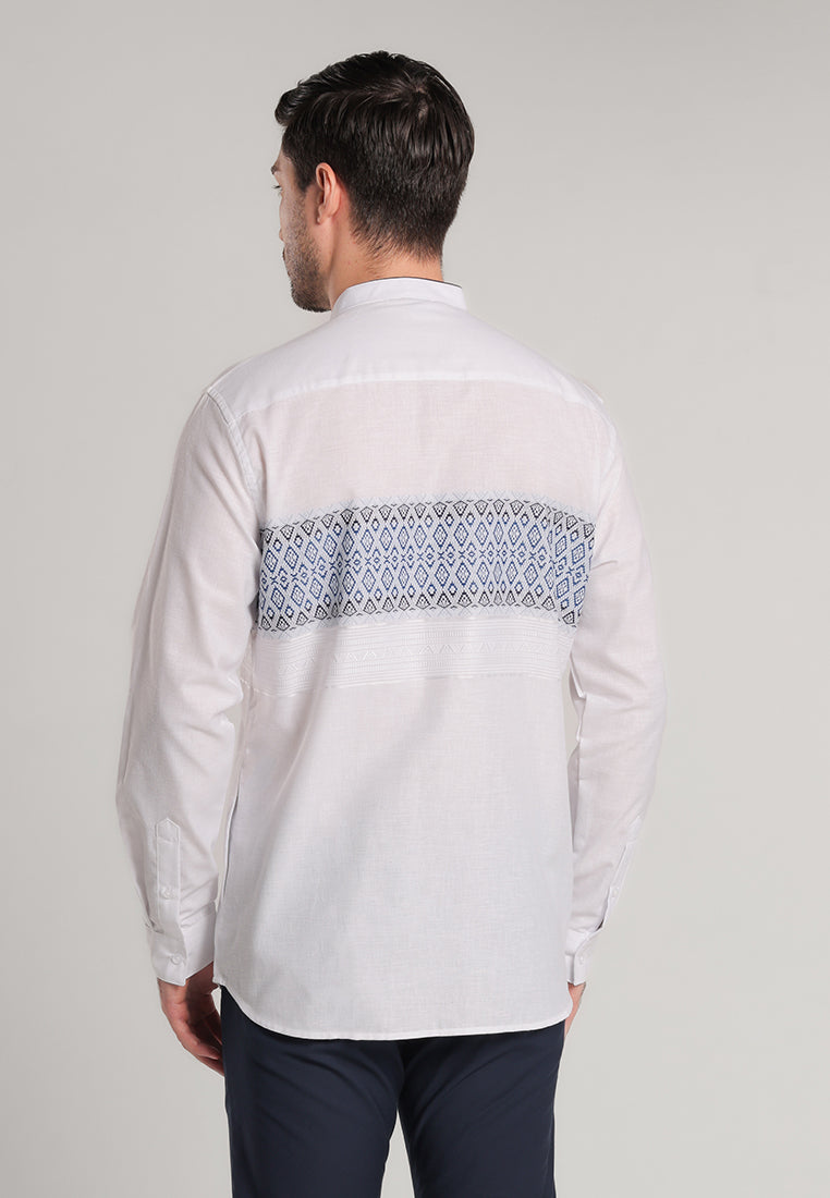 MOC Kemeja Koko Lengan Panjang Pria LUVANZA - WHITE