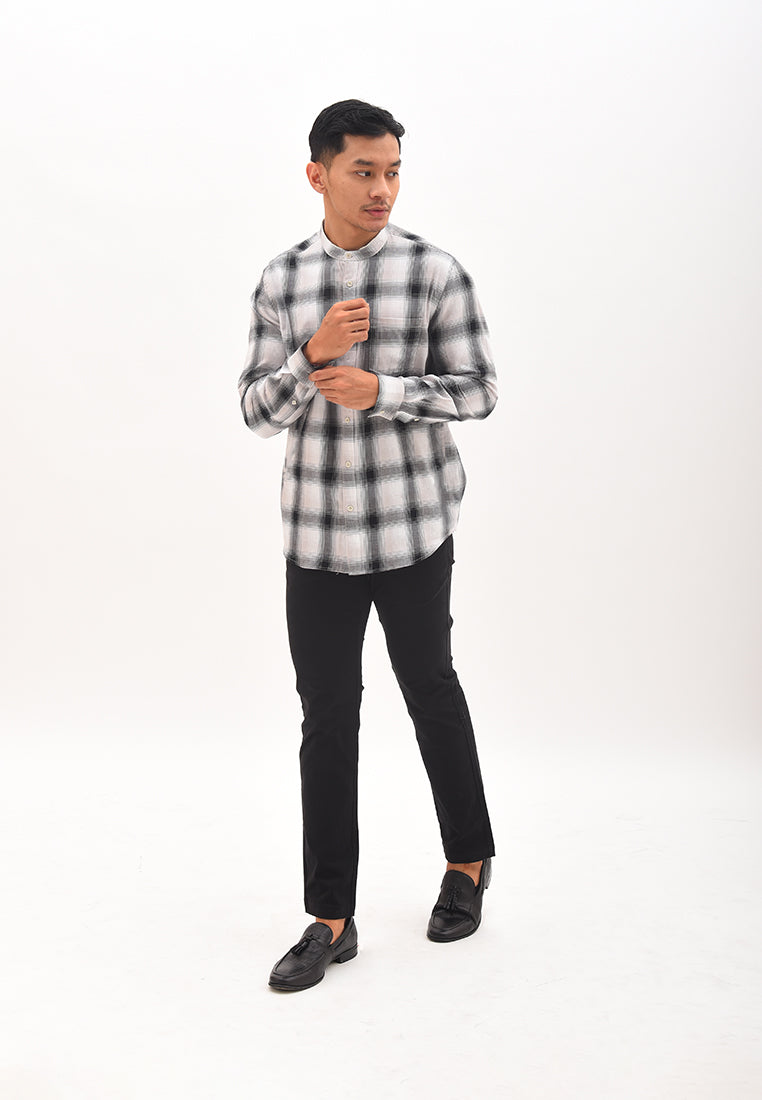 Men's Top by MOC Kemeja Koko Lengan Panjang Pria Nabhan -White
