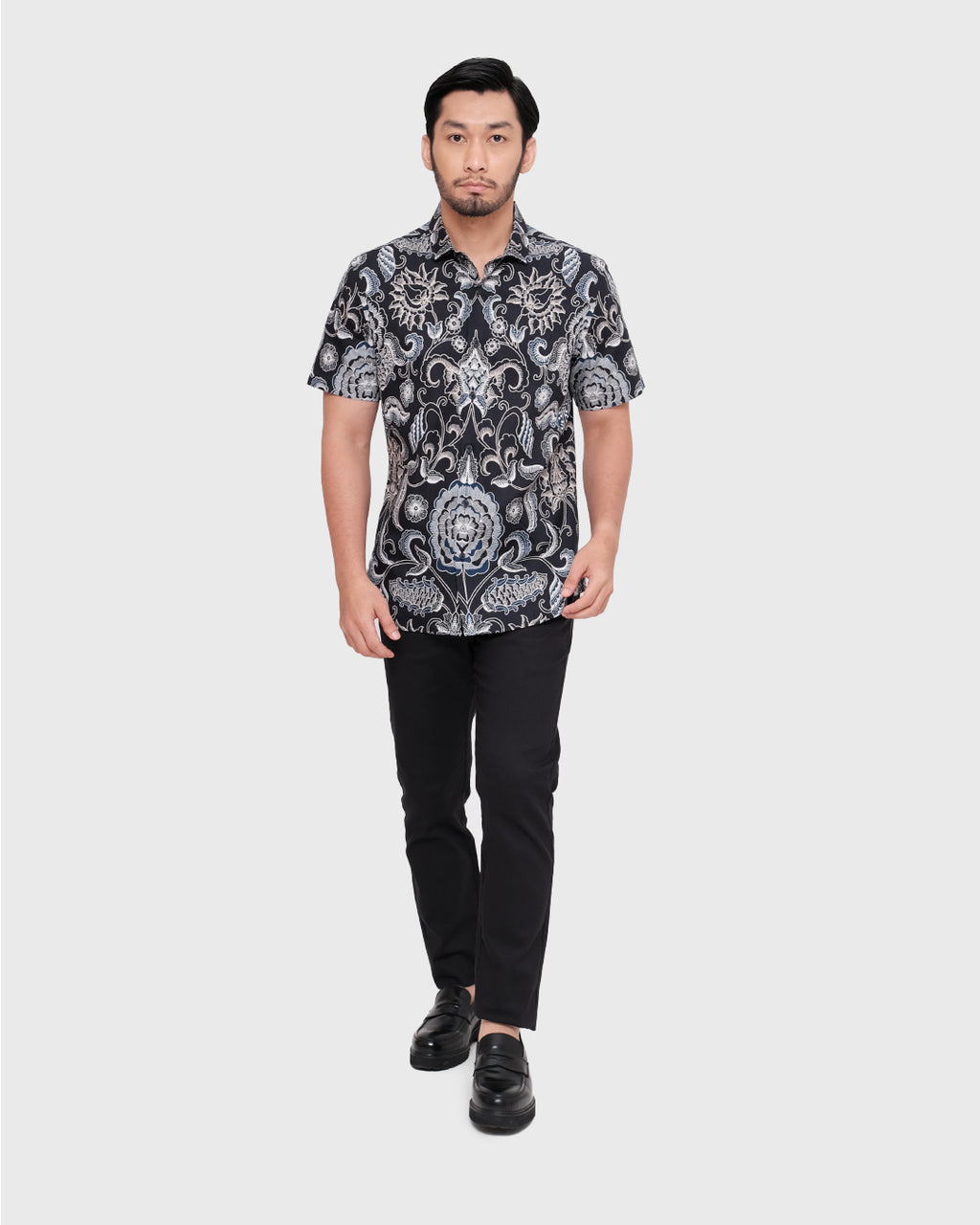 MOC Kemeja Batik Lengan Pendek Pria WIKRAMA - BLACK
