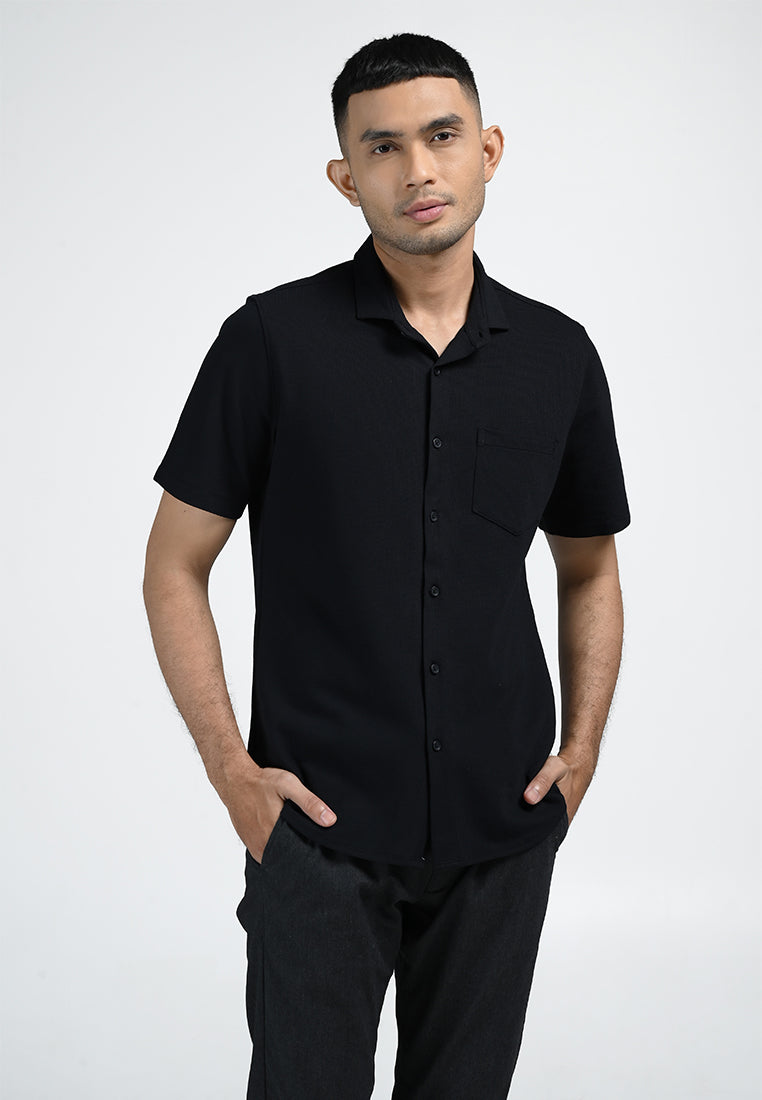 MOC Kemeja Lengan Pendek Pria BASLOW-BLACK