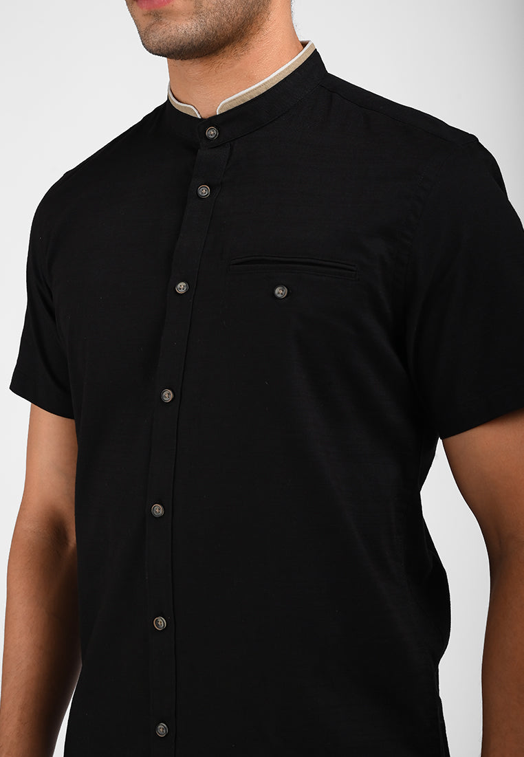 MOC Kemeja Lengan Pendek Pria TAHIRI-BLACK